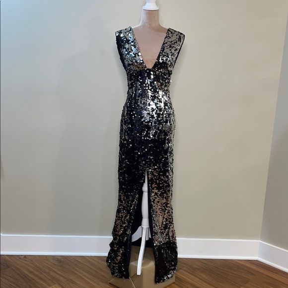 Rachel Zoe Black & Silver Sequin Sleeveless Plunge Neckline Women’s Dress - Picture 2 of 12